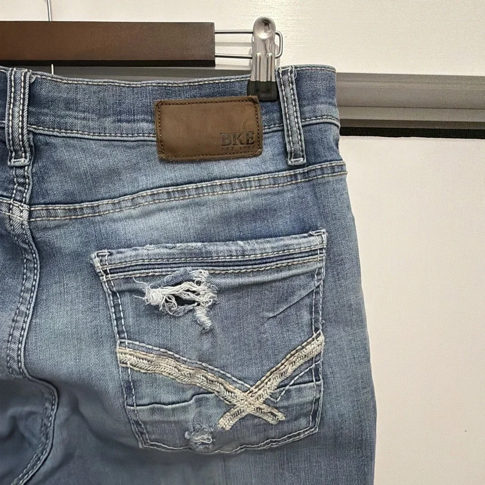 BKE Buckle Men's‎ Sz 34x32 Jake Blue Denim Stretch Jeans, Distressed GUC!